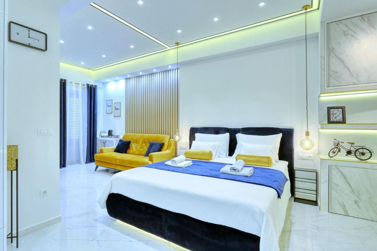 Rino Luxury Room Zara Esterno foto